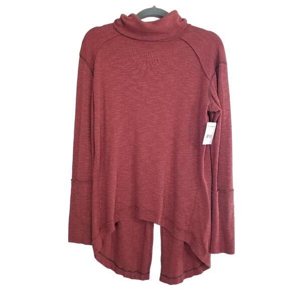 Free People NEW Split Back Red Turtleneck Relaxed Fit Knit High Low Tunic Top - Picture 2 of 9